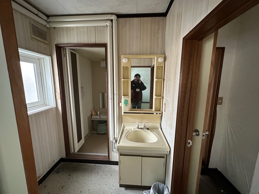 北海道留萌市東雲町1丁目［築36年］4LDK