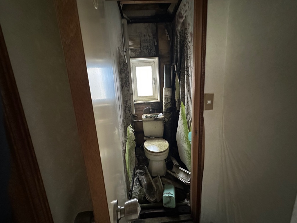 北海道留萌市東雲町1丁目［築36年］4LDK