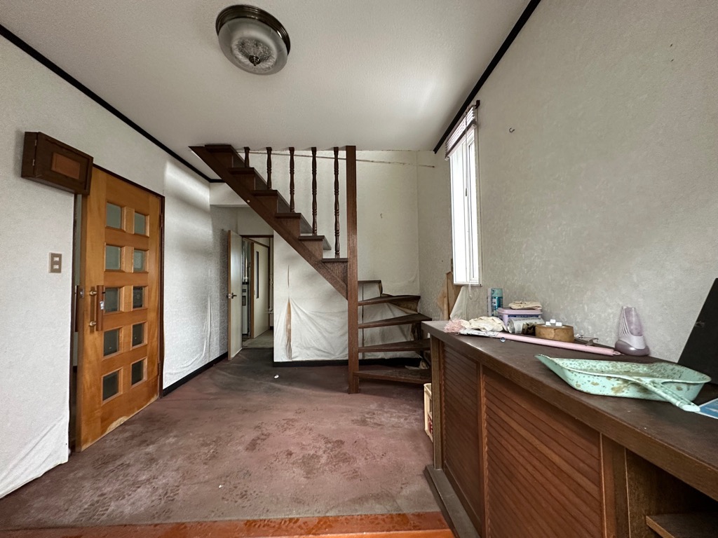 北海道留萌市東雲町1丁目［築36年］4LDK