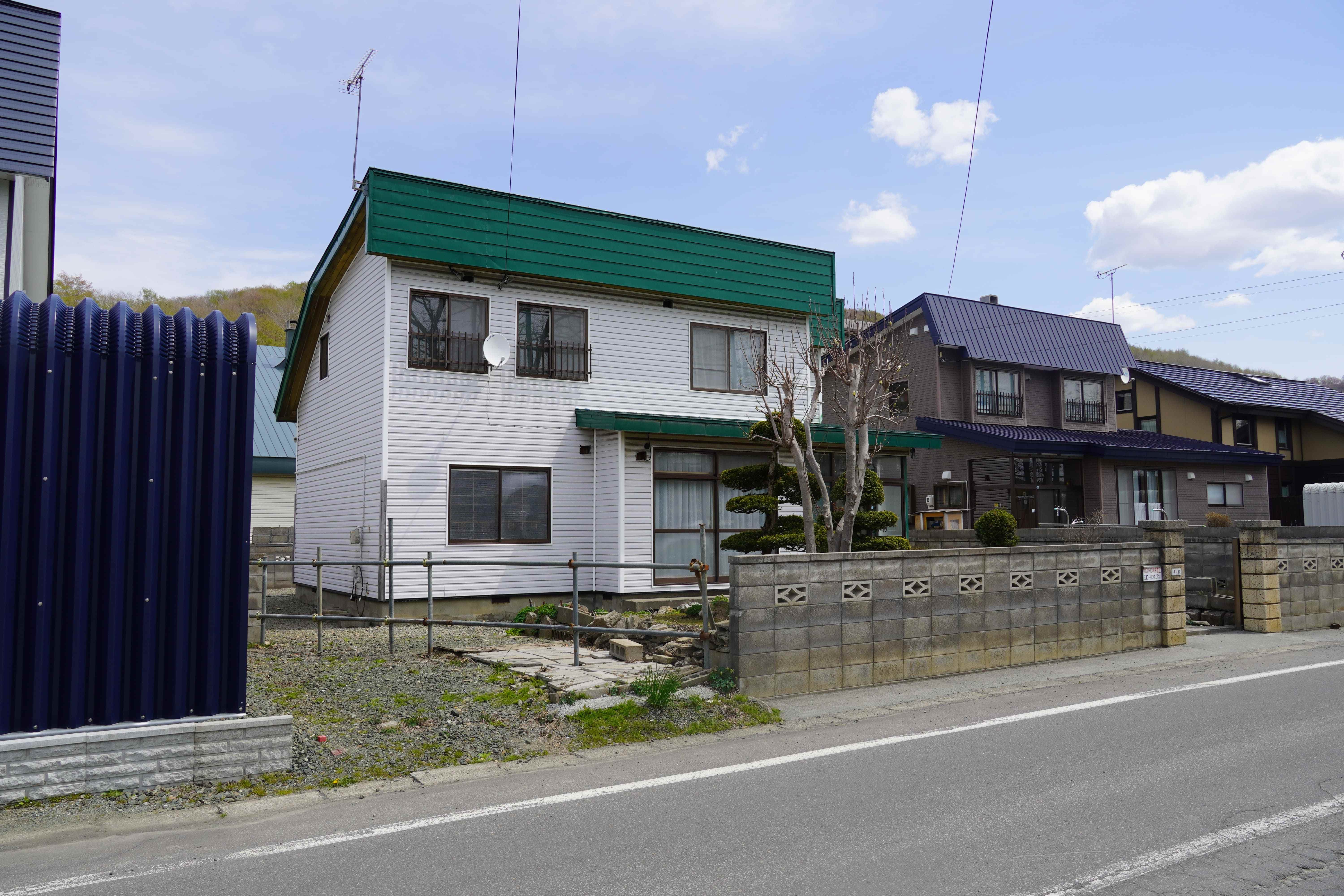 北海道留萌市東雲町１丁目８０番地９［築４４年］