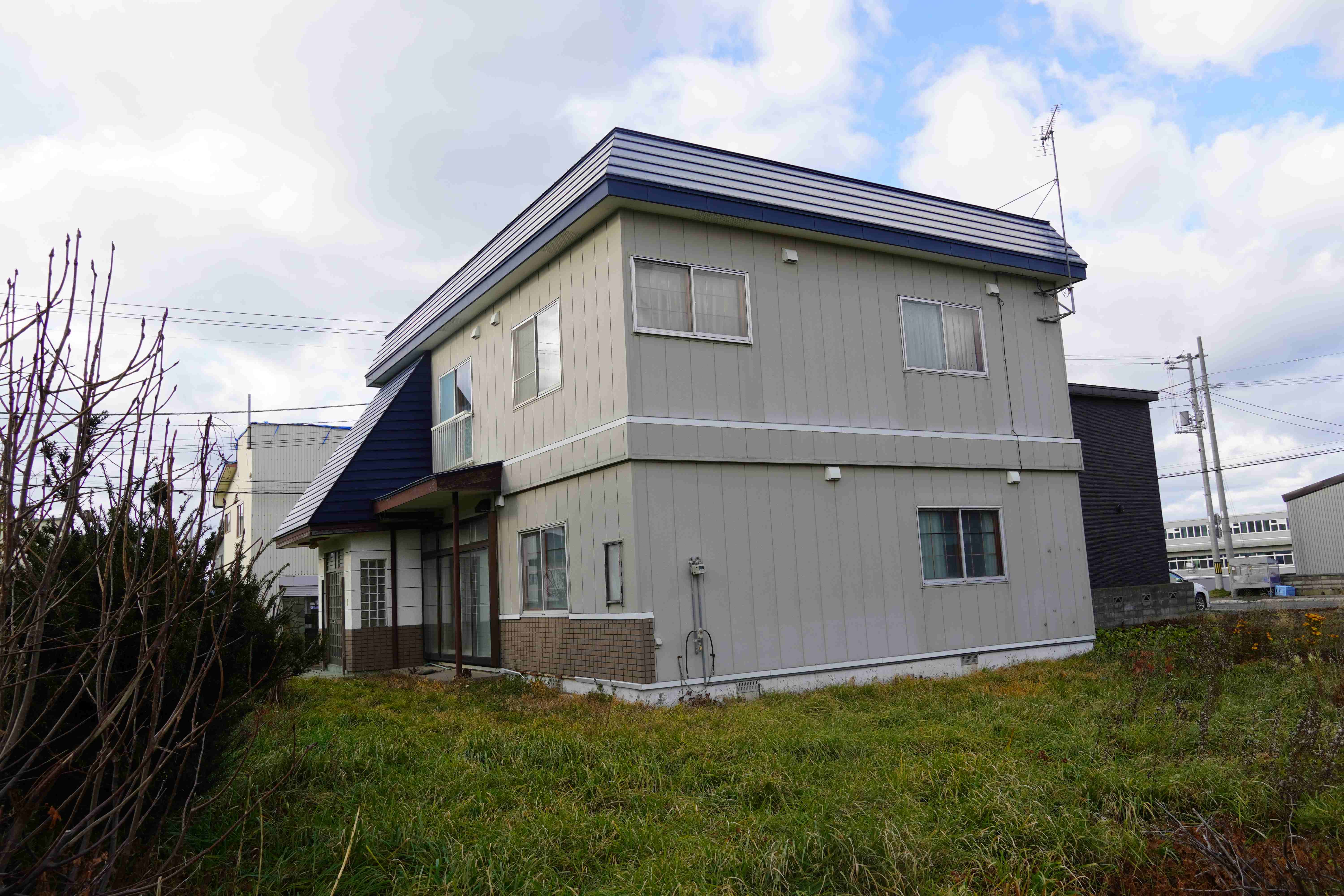 北海道留萌市寿町３丁目１３番地４［築５４年］