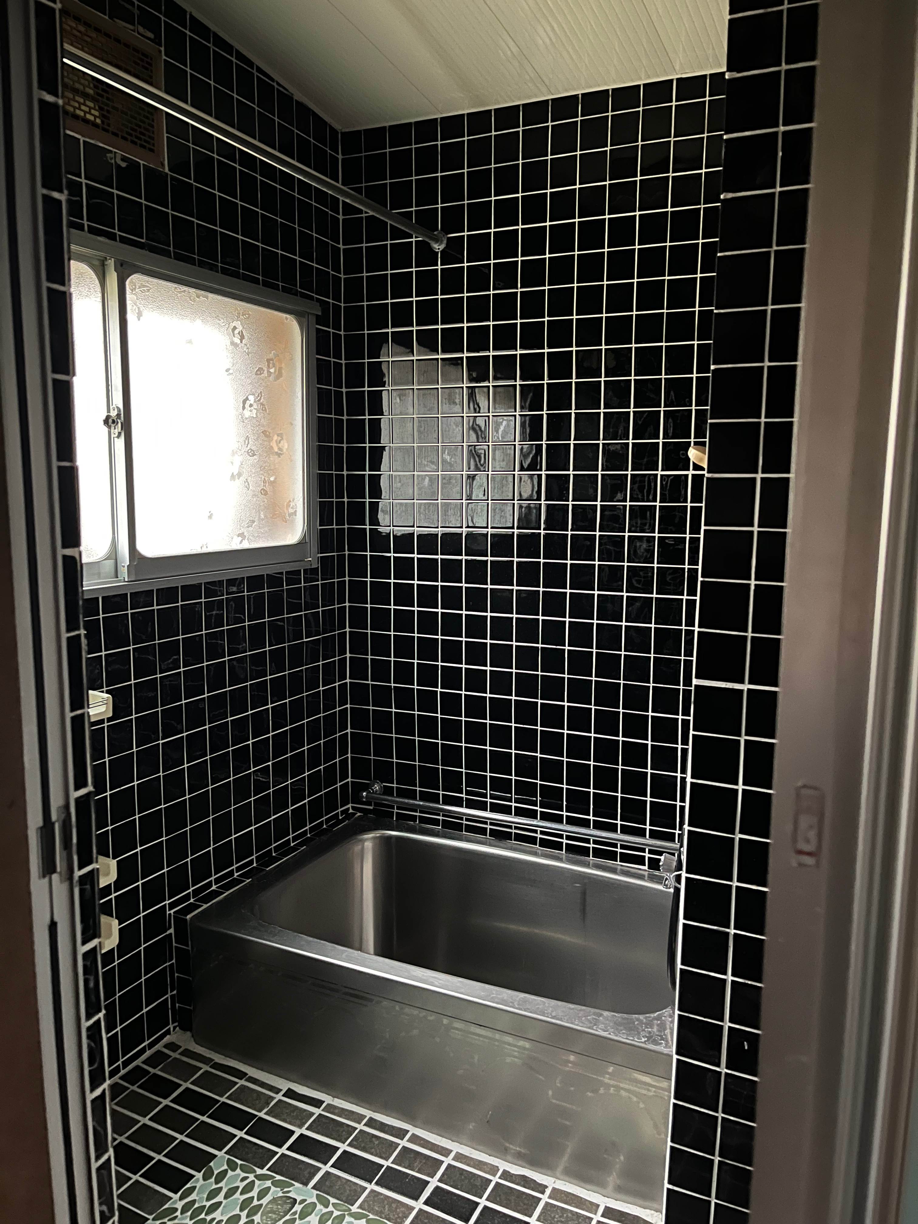 北海道留萌市千鳥町４丁目１０７番地４［築４９年］