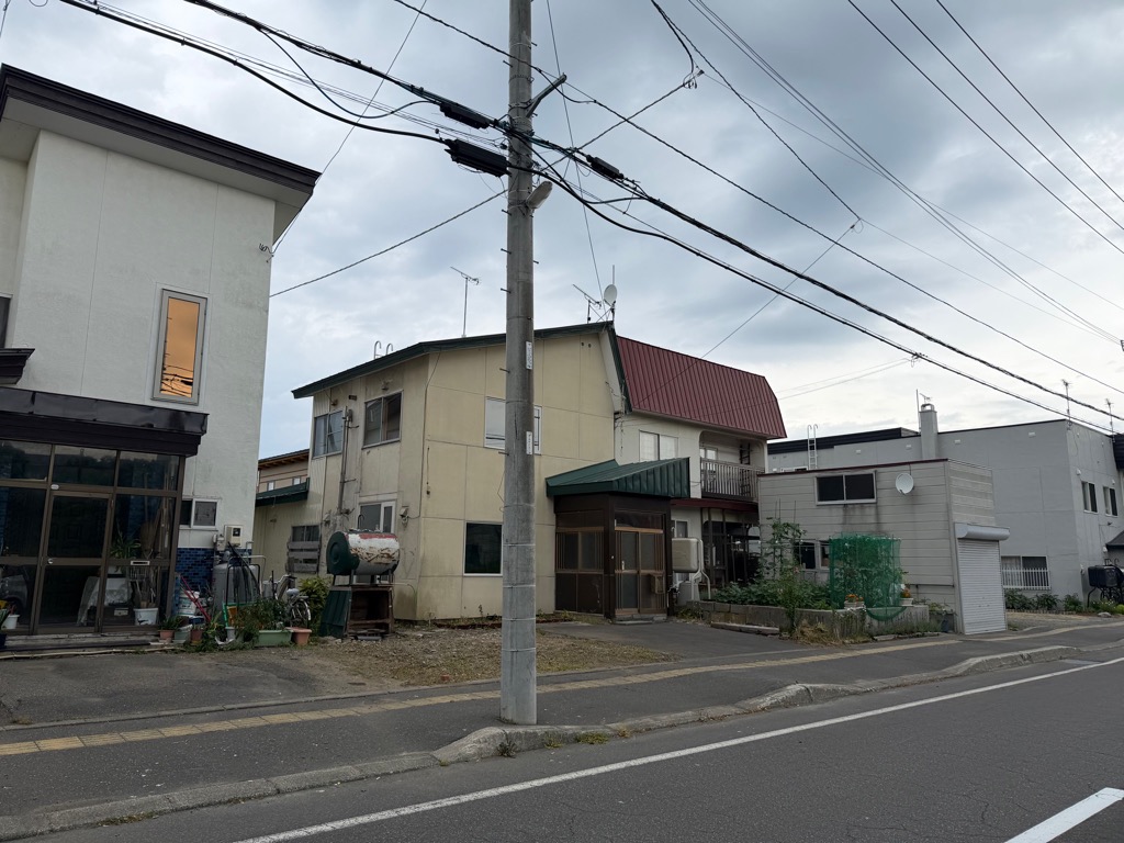 北海道留萌市千鳥町２丁目１３６番地［築５０年］