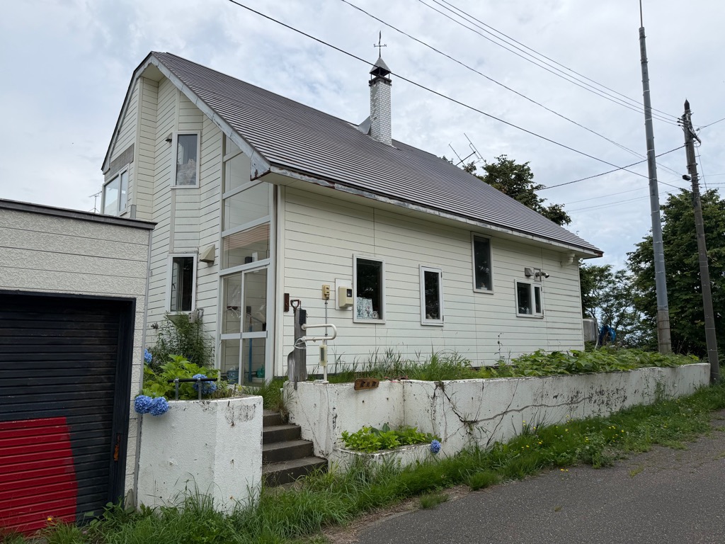 北海道留萌市千鳥町４丁目１８４番地［築４１年］